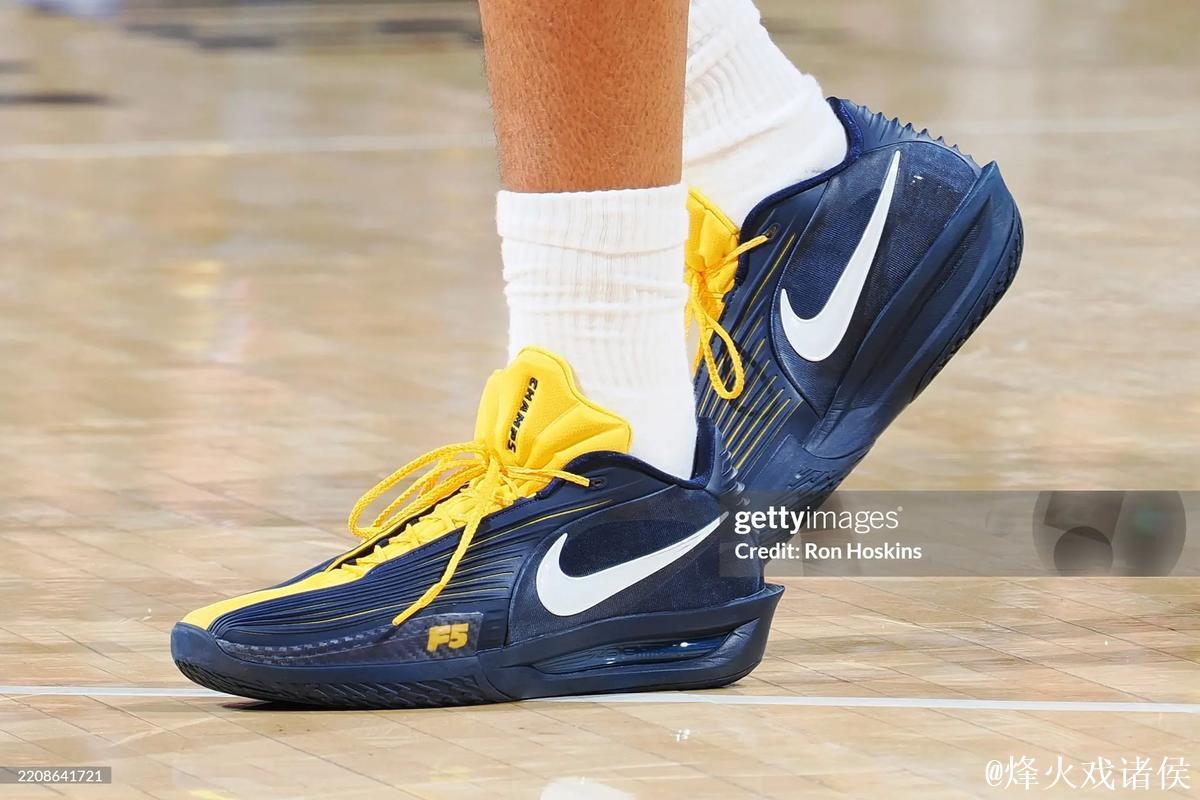 普尔30分奇才大胜公牛 艾维22分活塞力克魔术